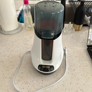 Baby Brezza bottle warmer
